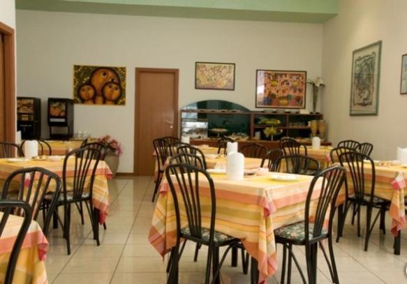 Hotel Thema Rocca San Giovanni Exterior photo